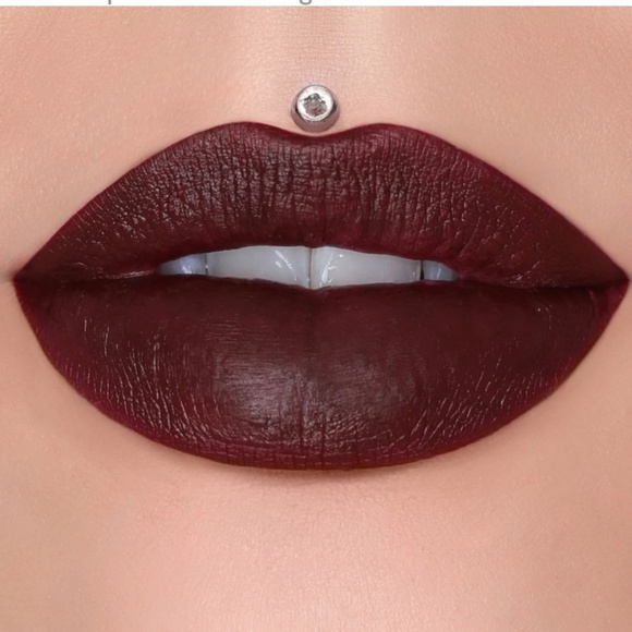 COMMUNION WINE-‎ New in Box Jeffree Star Velvet Trap Lipstick Deep Wine Red - Picture 1 of 11
